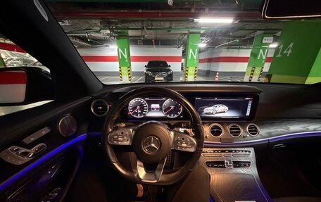 Mercedes-Benz E-Класс, 2019 год, 3 575 000 рублей, 12 фотография