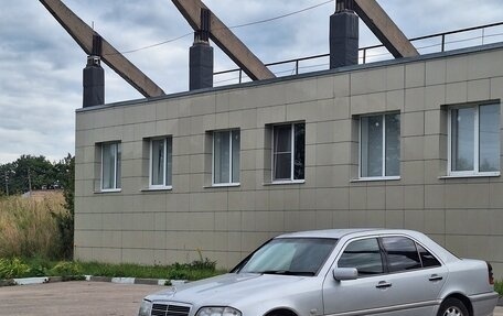 Mercedes-Benz C-Класс, 1998 год, 330 000 рублей, 3 фотография