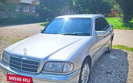 Mercedes-Benz C-Класс, 1998 год, 330 000 рублей, 2 фотография