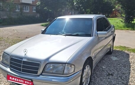 Mercedes-Benz C-Класс, 1998 год, 330 000 рублей, 6 фотография