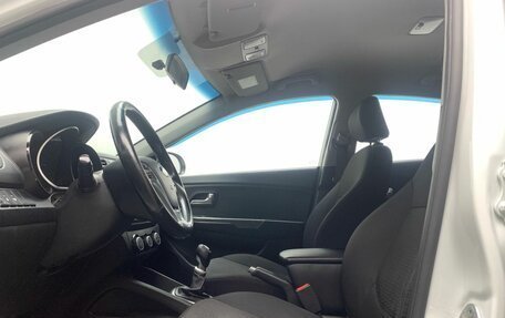 KIA Rio III рестайлинг, 2015 год, 691 000 рублей, 18 фотография