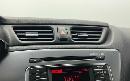KIA Rio III рестайлинг, 2015 год, 691 000 рублей, 22 фотография
