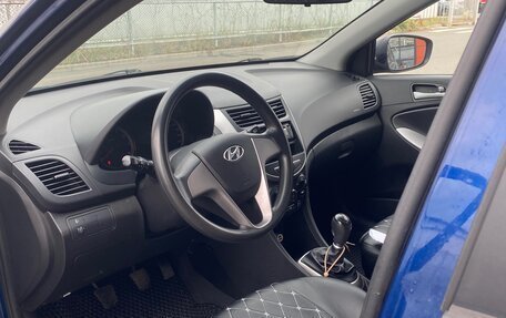 Hyundai Solaris II рестайлинг, 2014 год, 710 000 рублей, 2 фотография