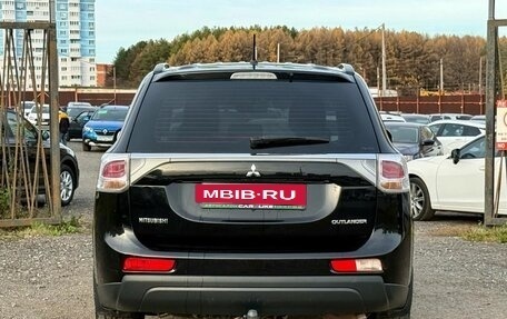 Mitsubishi Outlander III рестайлинг 3, 2014 год, 1 249 000 рублей, 7 фотография