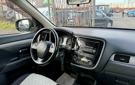 Mitsubishi Outlander III рестайлинг 3, 2014 год, 1 249 000 рублей, 23 фотография
