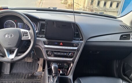 Hyundai Sonata VII, 2019 год, 1 580 000 рублей, 6 фотография