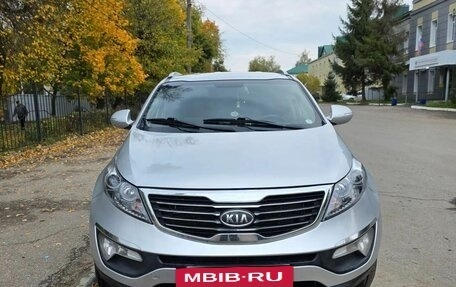 KIA Sportage III, 2010 год, 1 050 000 рублей, 2 фотография