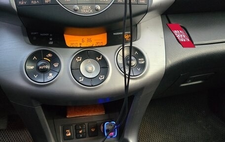 Toyota RAV4, 2008 год, 1 270 000 рублей, 11 фотография
