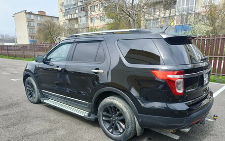 Ford Explorer V рестайлинг, 2013 год, 1 690 000 рублей, 6 фотография