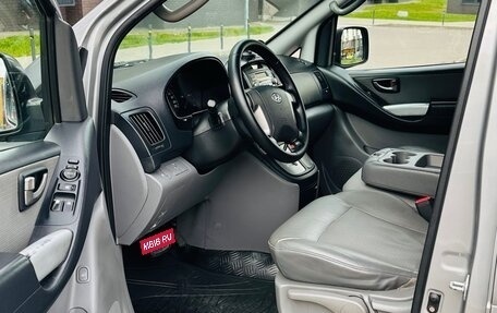 Hyundai Grand Starex Grand Starex I рестайлинг 2, 2011 год, 1 490 000 рублей, 10 фотография