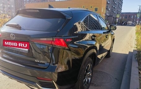 Lexus NX I, 2018 год, 2 750 000 рублей, 6 фотография