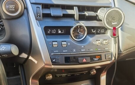 Lexus NX I, 2018 год, 2 750 000 рублей, 12 фотография
