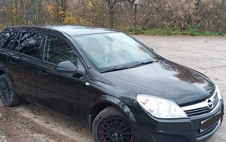 Opel Astra H, 2011 год, 670 000 рублей, 2 фотография