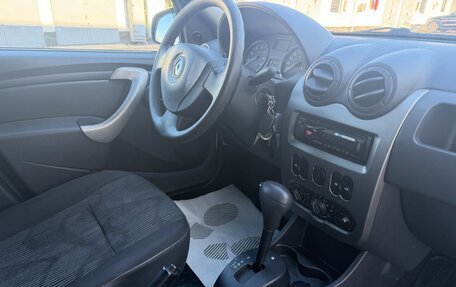 Renault Logan I, 2014 год, 697 000 рублей, 34 фотография
