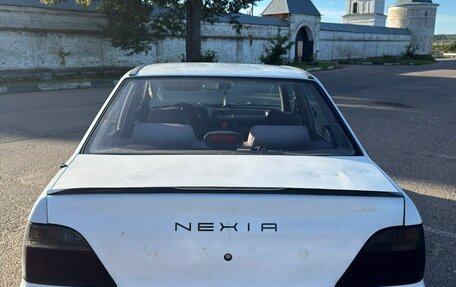 Daewoo Nexia I рестайлинг, 2004 год, 190 000 рублей, 5 фотография