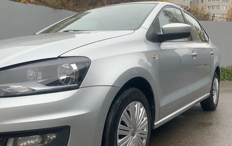 Volkswagen Polo VI (EU Market), 2011 год, 565 000 рублей, 2 фотография