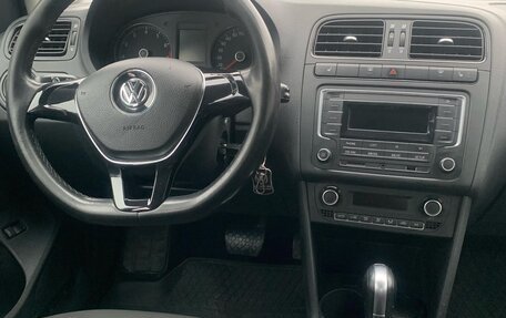Volkswagen Polo VI (EU Market), 2011 год, 565 000 рублей, 21 фотография
