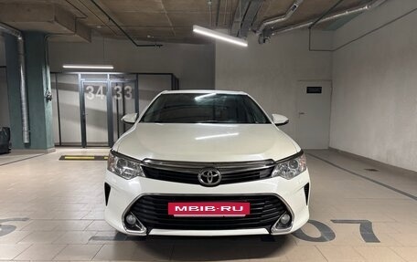 Toyota Camry, 2016 год, 2 250 000 рублей, 2 фотография