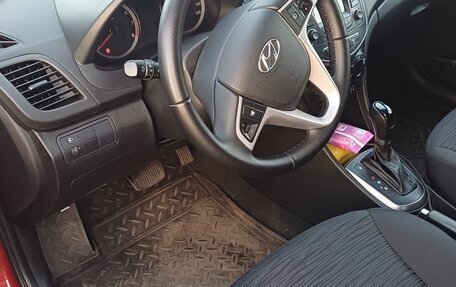 Hyundai Solaris II рестайлинг, 2014 год, 1 070 000 рублей, 6 фотография