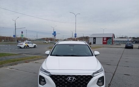 Hyundai Santa Fe IV, 2019 год, 2 500 000 рублей, 3 фотография