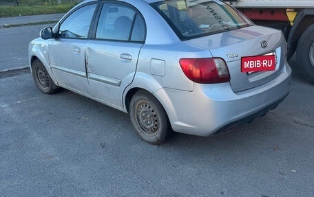 KIA Rio II, 2011 год, 250 000 рублей, 2 фотография