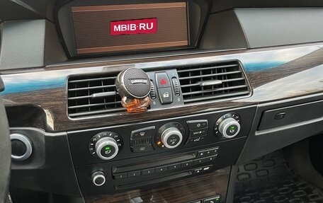 BMW 5 серия, 2008 год, 1 050 000 рублей, 14 фотография