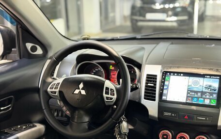 Mitsubishi Outlander III рестайлинг 3, 2008 год, 1 095 000 рублей, 24 фотография