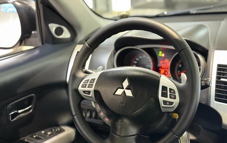 Mitsubishi Outlander III рестайлинг 3, 2008 год, 1 095 000 рублей, 28 фотография
