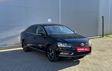 Volkswagen Passat B7, 2011 год, 995 000 рублей, 3 фотография