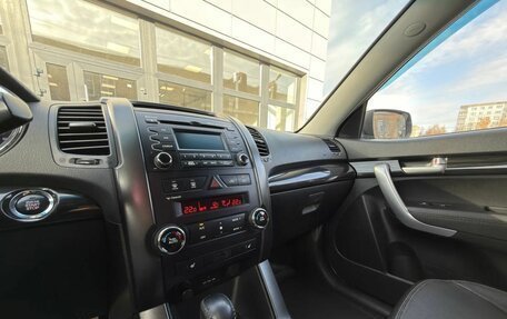 KIA Sorento II рестайлинг, 2011 год, 1 100 000 рублей, 11 фотография