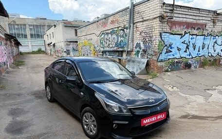 KIA Rio IV, 2018 год, 1 297 000 рублей, 2 фотография