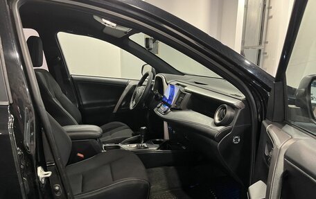 Toyota RAV4, 2019 год, 2 755 000 рублей, 28 фотография