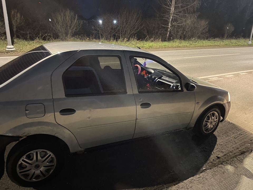Renault Logan I, 2008 год, 270 000 рублей, 1 фотография