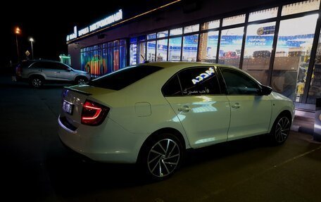 Skoda Rapid I, 2015 год, 650 000 рублей, 4 фотография