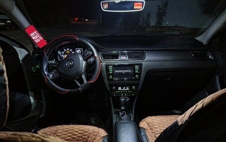 Skoda Rapid I, 2015 год, 650 000 рублей, 10 фотография