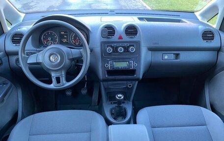 Volkswagen Caddy III рестайлинг, 2011 год, 845 000 рублей, 10 фотография