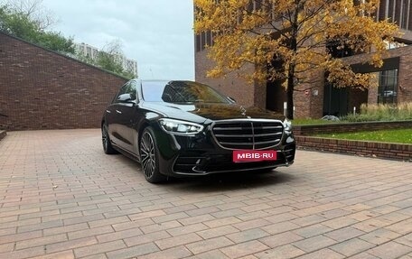 Mercedes-Benz S-Класс, 2022 год, 10 000 000 рублей, 1 фотография