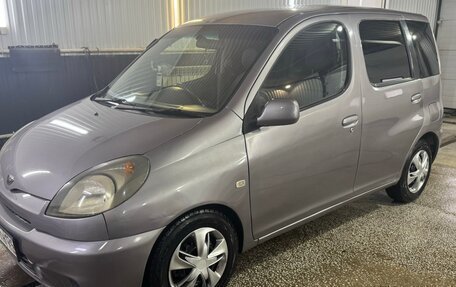 Toyota FunCargo, 2001 год, 435 000 рублей, 1 фотография
