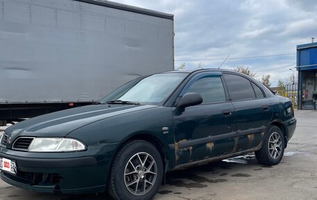 Mitsubishi Carisma I, 1999 год, 120 000 рублей, 1 фотография