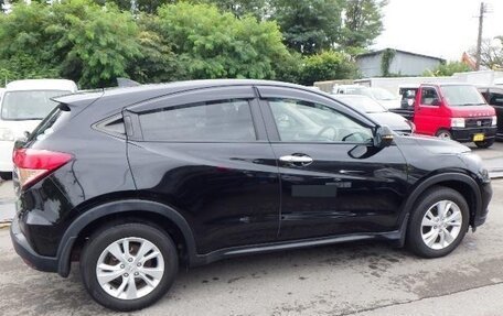 Honda Vezel, 2021 год, 1 410 000 рублей, 5 фотография