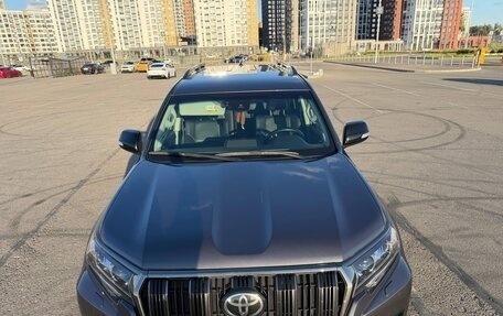 Toyota Land Cruiser Prado 150 рестайлинг, 2022 год, 6 300 000 рублей, 1 фотография