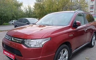 Mitsubishi Outlander III рестайлинг 3, 2013 год, 1 550 000 рублей, 1 фотография