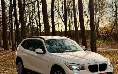 BMW X1, 2011 год, 1 100 000 рублей, 2 фотография