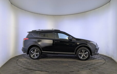 Toyota RAV4, 2018 год, 2 150 000 рублей, 4 фотография