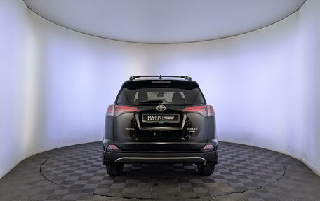 Toyota RAV4, 2018 год, 2 150 000 рублей, 6 фотография