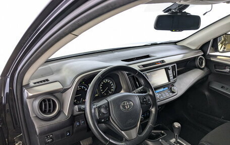 Toyota RAV4, 2018 год, 2 150 000 рублей, 15 фотография