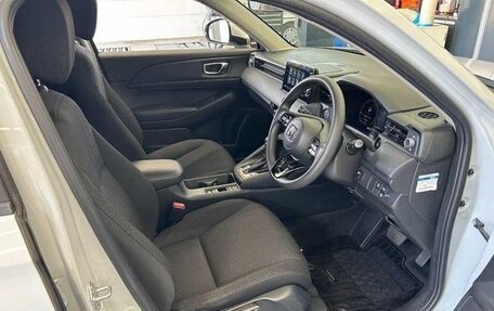 Honda Vezel, 2022 год, 1 720 000 рублей, 8 фотография