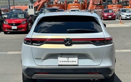 Honda Vezel, 2022 год, 1 720 000 рублей, 5 фотография