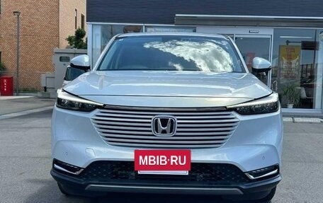 Honda Vezel, 2022 год, 1 720 000 рублей, 2 фотография