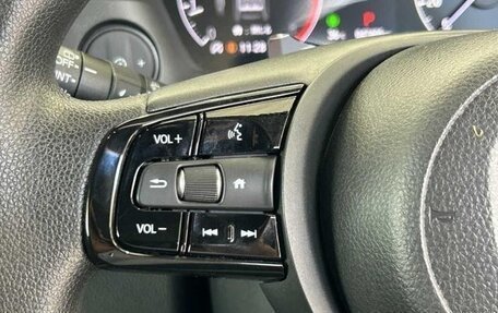 Honda Vezel, 2022 год, 1 720 000 рублей, 14 фотография